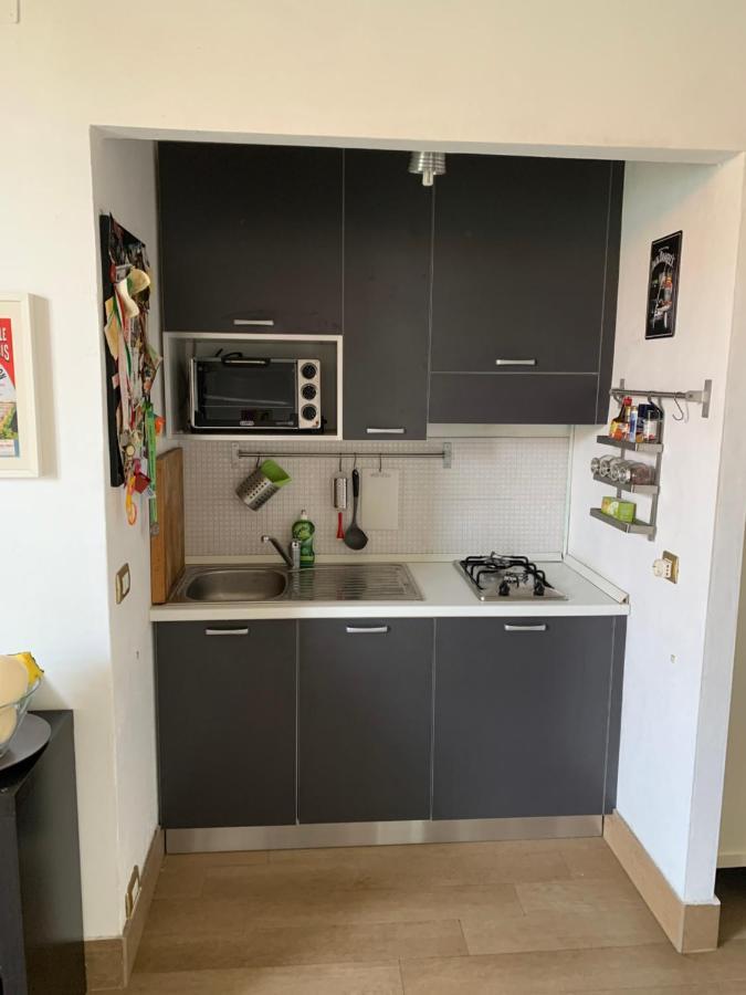 Appartamento Splendido Con Tutti Servizi In Zona Navigli Мілан Екстер'єр фото